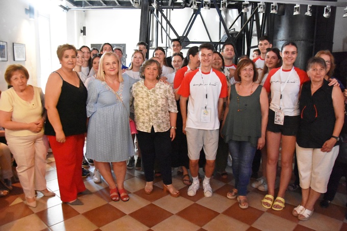 Η Ναουσαίικη Φιλοξενία στο Επίκεντρο του 27ου Διεθνούς Φεστιβάλ CIOFF-ΠΥΡΣΟΥ Νάουσας